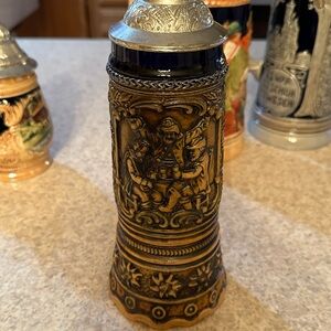 Vintage Musical Beer Stein – Brown & Gold with Swiss Music Box!